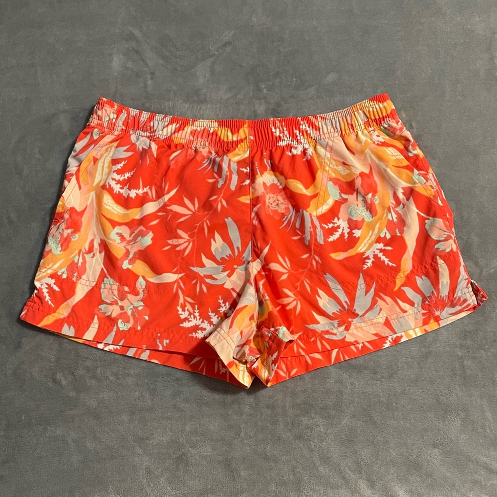 ❌SOLD❌ Columbia Floral Tropical Hidden Drawstring Athletic Shorts!